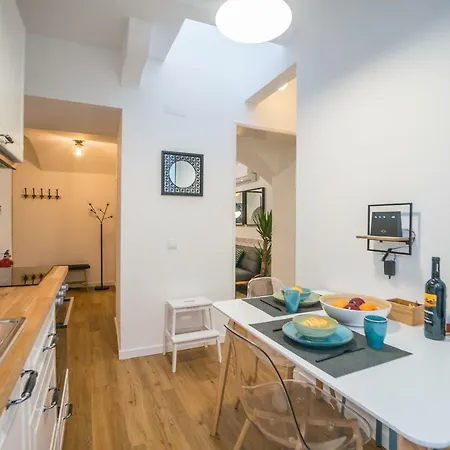Comfortable Principe Real Apartment